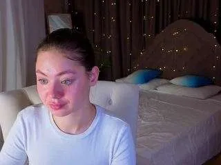 Offline meow-mellie on CamSoda