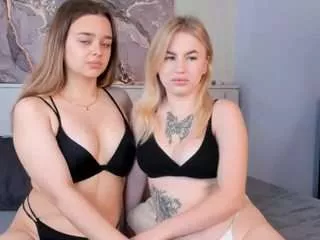 Freechat merciabodge on CamSoda