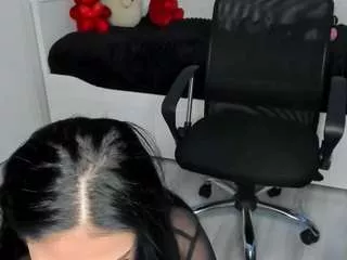 Offline meryemm on CamSoda