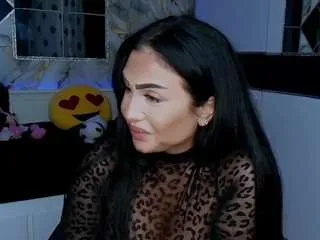 Offline meryemm on CamSoda