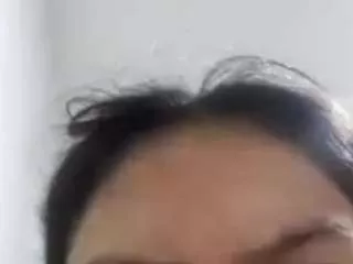 Offline mia-laura on CamSoda