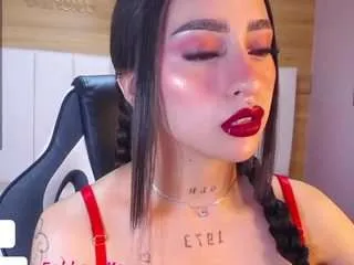 Offline mia-ponce-a on CamSoda