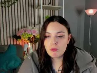 Freechat mia-r0ss on CamSoda