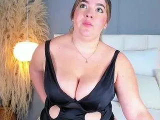 Offline miaavixenn on CamSoda