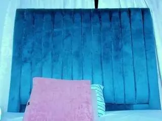 Offline miahorny69 on CamSoda