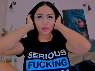 Freechat michellereys on CamSoda