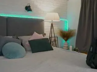 Offline micky-love on CamSoda