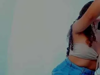 Offline miiaponss on CamSoda