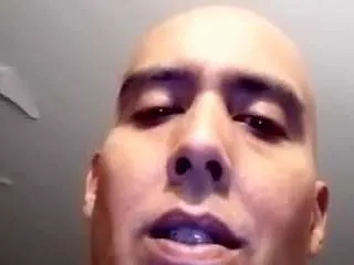 Offline mikeyjoe1456 on CamSoda