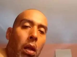 Offline mikeyjoe1456 on CamSoda