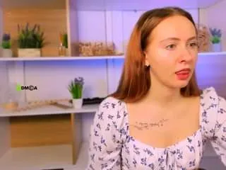 Offline mila-glow on CamSoda