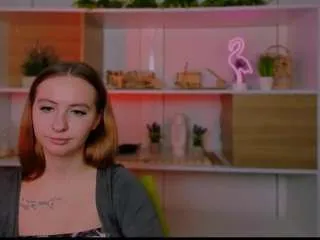 Offline mila-glow on CamSoda