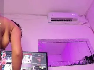 Offline milahall on CamSoda