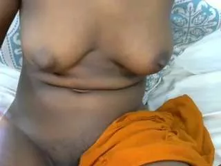 millena-foxx on CamSoda 