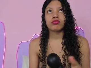 Offline mingieerouse on CamSoda