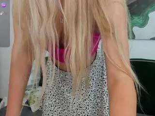 Freechat miss-bblonde1 on CamSoda