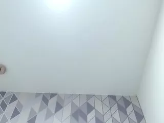 Offline miss-dinah on CamSoda