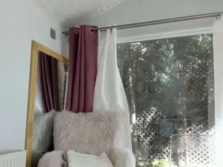 Offline miss-tanya on CamSoda