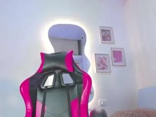 Freechat missjulieta on CamSoda