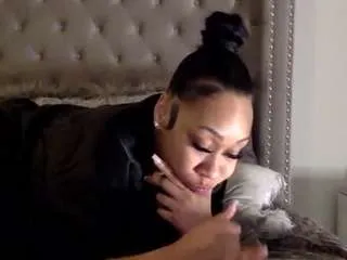 missprettypocahontas — torso and cumming! Fts available tonight! sharecam OPEN!! show ME your dick!!!!! [3444 tokens remaining]