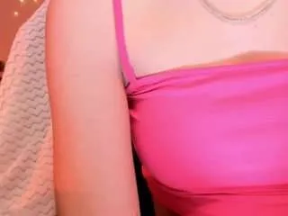 Private mollyhugs on CamSoda