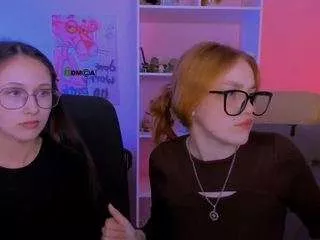 Freechat mona-cloud on CamSoda