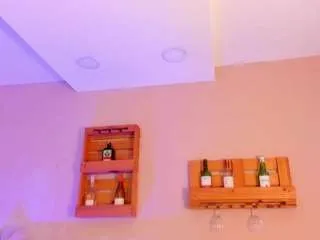 Freechat morgan-wright on CamSoda