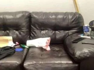 mrshyboy32 — Get naked with my cousen he's coming over from LA [100 tokens remaining]