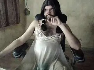 Freechat mynastyfucker on CamSoda