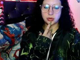 Offline nahomy-moon on CamSoda