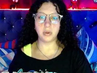 Offline nahomy-moon on CamSoda