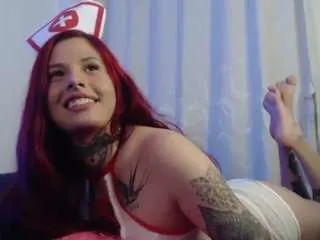 Offline nahomy-summers on CamSoda