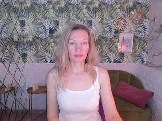 Freechat nancygentle on CamSoda