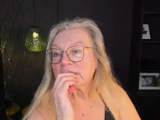 Freechat natalimellow on CamSoda