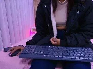 Offline natasha-l on CamSoda