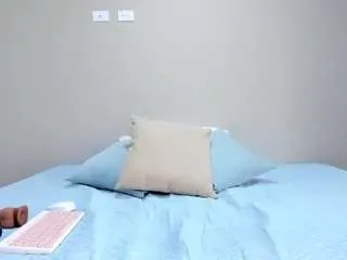 Offline natycortes on CamSoda