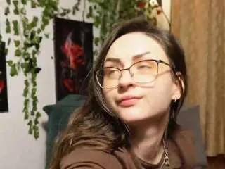 Offline naughtyhomemade17 on CamSoda