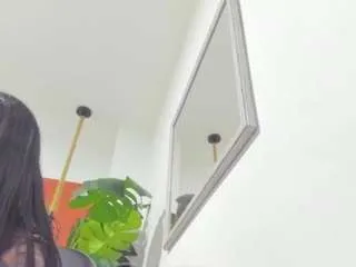 Offline nayla-thompson on CamSoda