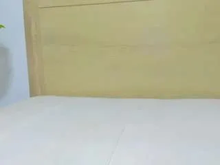 Offline nayla-thompson on CamSoda