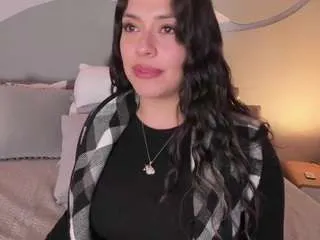 Offline nicolle-w on CamSoda