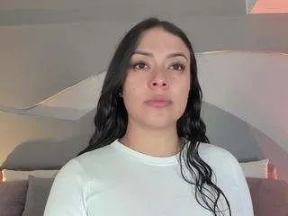 Offline nicolle-w on CamSoda