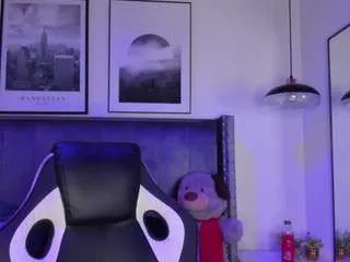 Offline niick-twink on CamSoda