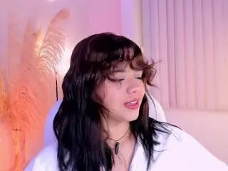 Freechat nikavelvet on CamSoda