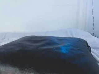 Offline nikkitadragon on CamSoda