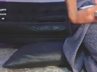 Offline nikkitadragon on CamSoda