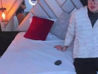 nina-passionf from CamSoda