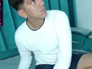 Offline noah-cock on CamSoda