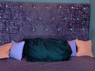 Offline norahardman on CamSoda