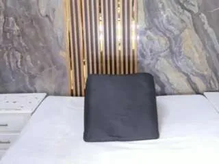 Offline nyakimgold on CamSoda