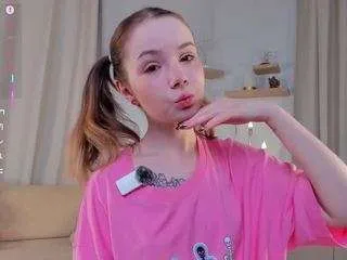 Offline odelyneglin on CamSoda